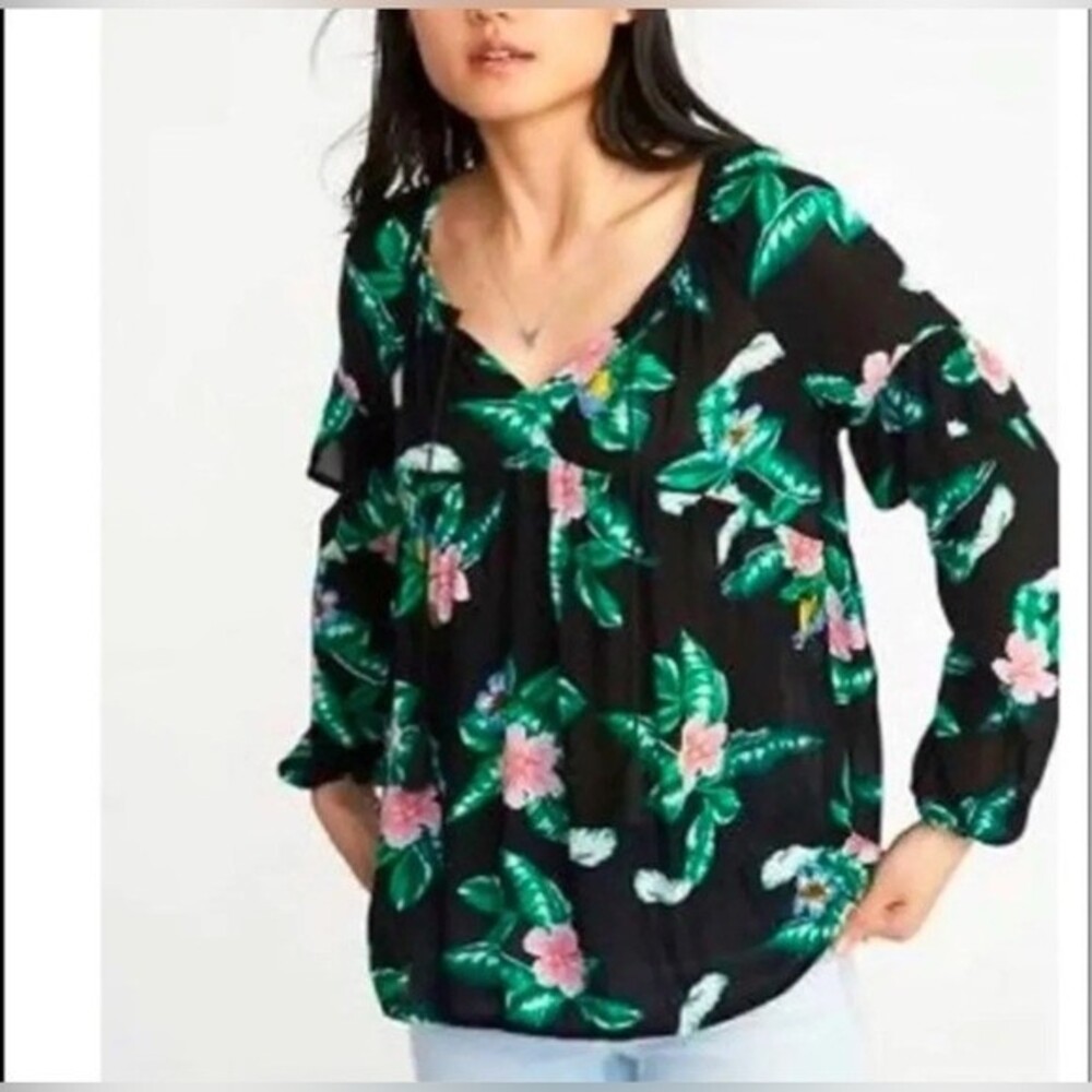 Old Navy Long sleeve black tropical print peasant top size small